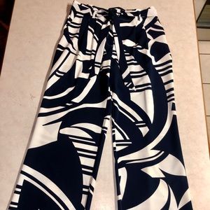 Chico’s Wide Leg Pants size 1 (new w tags)